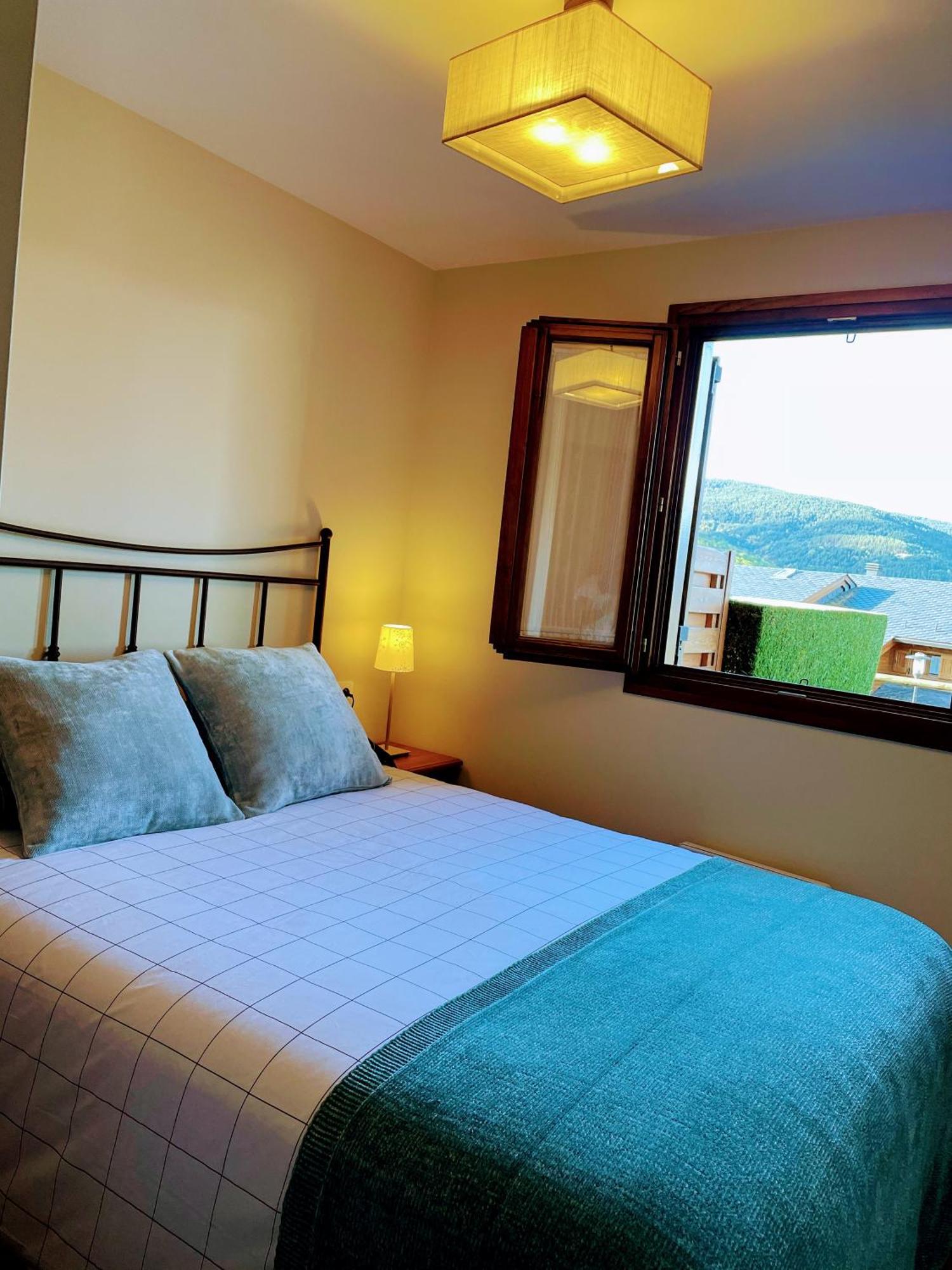 Apartamento Renovado Con Jardin Privado, Parking ,Wifi Y Piscina Osséja Екстериор снимка